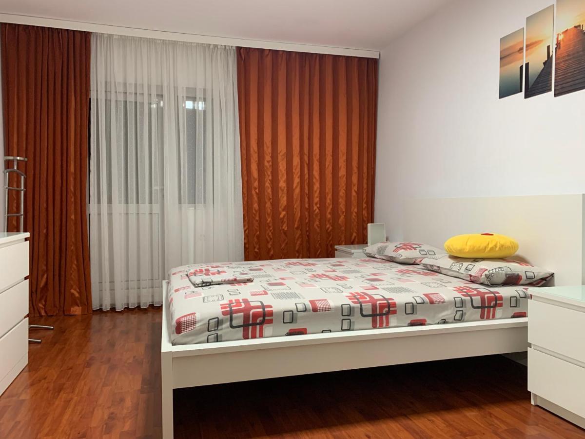 Ana Center Apartment Галац Екстер'єр фото