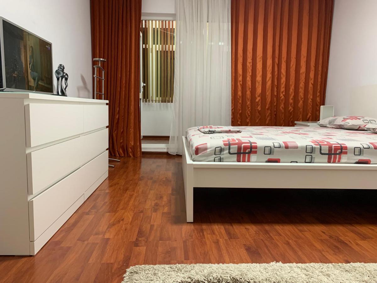 Ana Center Apartment Галац Екстер'єр фото