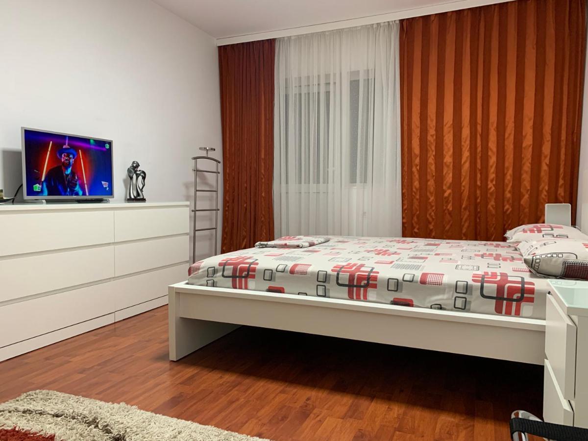 Ana Center Apartment Галац Екстер'єр фото