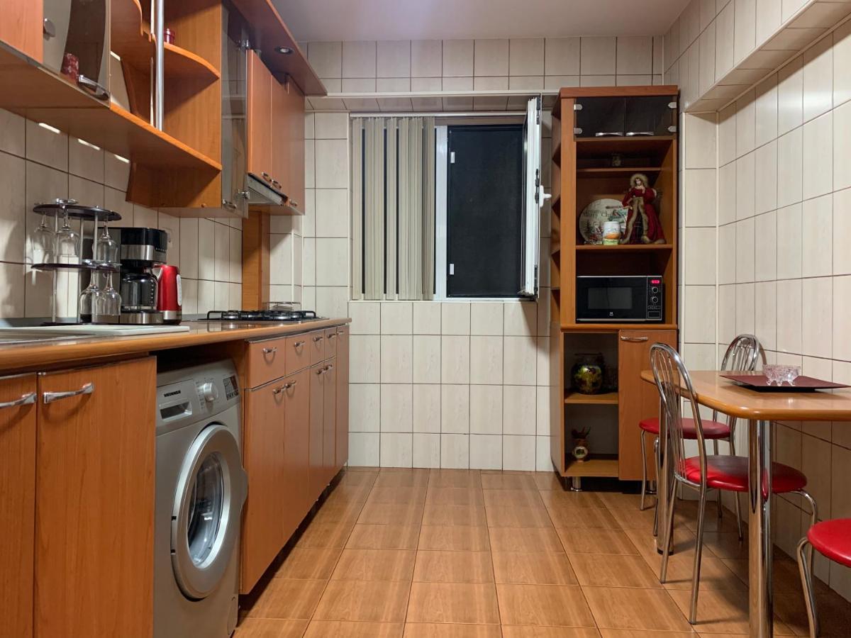 Ana Center Apartment Галац Екстер'єр фото